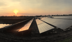 4 fermes solaires à Ayutthaya, à 100km au nord de Bangkok (Thaïlande)