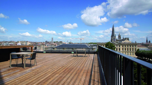 Bordeaux city council offices 