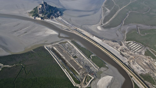 Terrassement Mont Saint-Michel