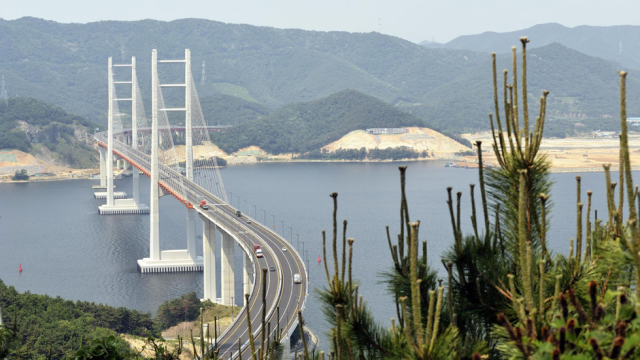 The Masan Bay Bridge