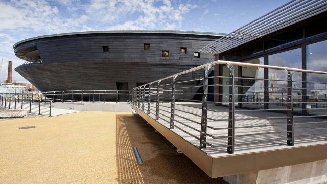 Le Mary Rose Museum