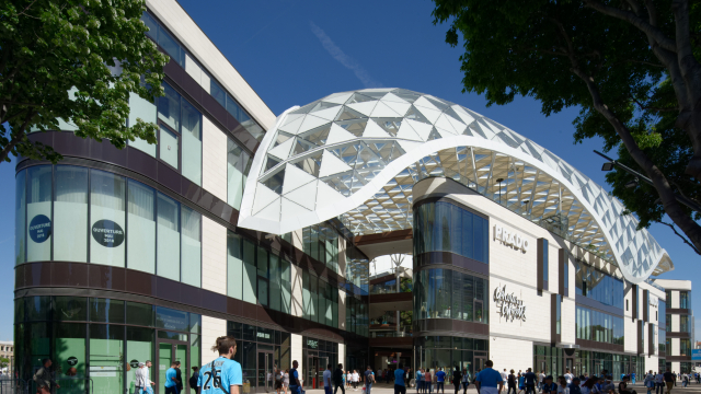 Le Prado shopping centre